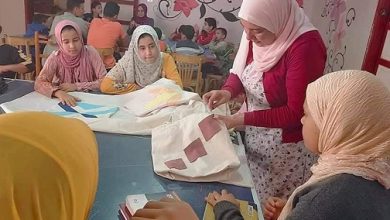 فرع المجلس القومي للمرأة بدمياط ينظم ورش تعليم فن المكرمية وديكورات المنازل