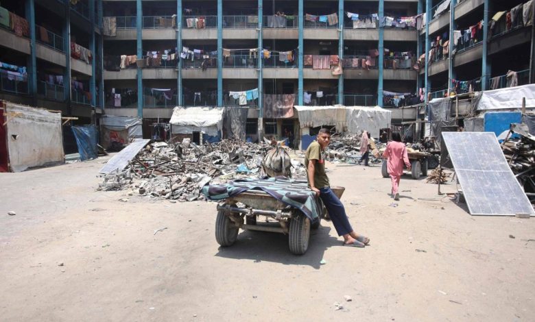 قتلى وجرحى في قصف إسرائيلي استهدف مدرسة تؤوي نازحين بغزة