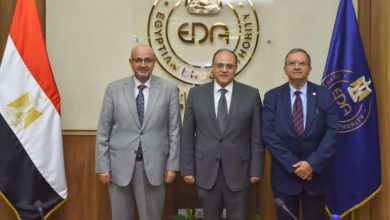 هيئة الدواء: شراكة استراتيجية مع الصحة العالمية لتعزيز نظام الرقابة على الأدوية في مصر