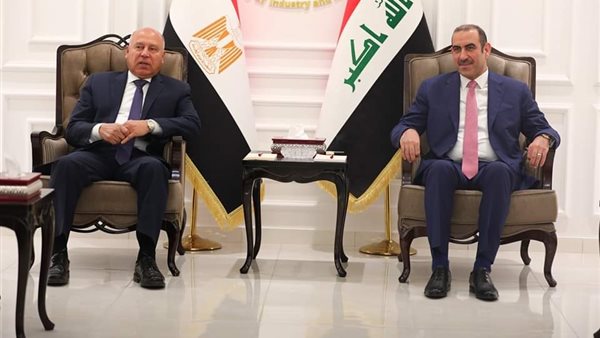 وزير الصناعة والنقل يلتقي نظيره العراقي لبحث التعاون المشترك بين البلدين
