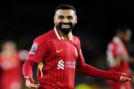 محمد صلاح يتلقى رسالة "تحد وإعجاب" من بطل العالم للشطرنج