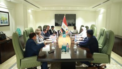 وزير الصحة يستقبل وزير صحة جمهورية تشاد لمناقشة سبل التعاون المشترك