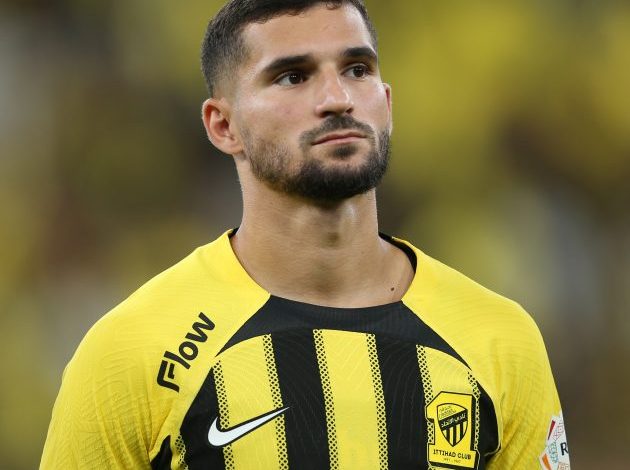 عوار يُهدد بالايقاف في الإتحاد