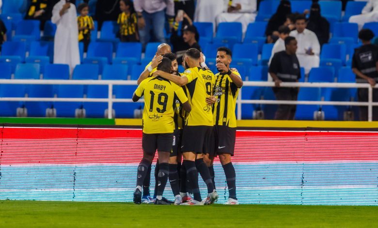 قبل الجولة الـ11.. الاتحاد يلاحق الهلال في جدول ترتيب روشن