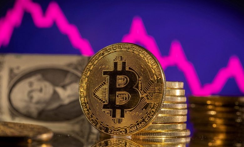 للمرة الأولى.. سعر عملة "بيتكوين" يتجاوز 82 ألف دولار