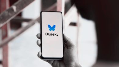 مستخدمو إكس ينتقلون إلى Bluesky.. فما السبب؟