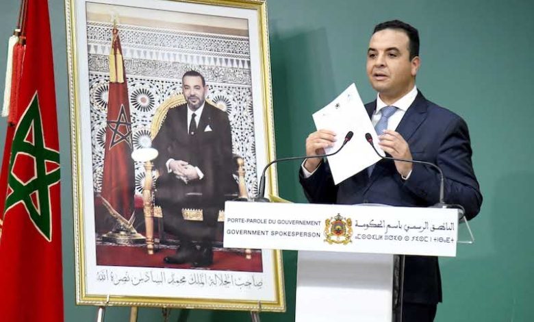 تفاصيل زيادات "السميك" و"السماك".. بايتاس: "التزام حكومي بمخرجات الحوار"