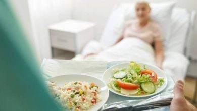 «الصحة» تبدأ العمل بقوائم الطعام الإلكترونية في المستشفيات والمراكز الطبية التخصصية