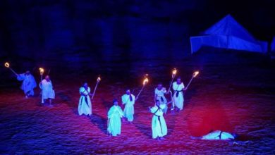 عرض الحكيم يختتم فعاليات الدورة الثامنة من مهرجان الشارقة للمسرح الصحراوي