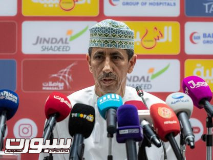 مدرب عمان يُعدد مكاسب الفوز على قطر