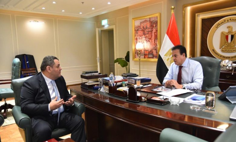 وزير الصحة يستقبل سفير مصر بالفلبين لبحث فرص التعاون في القطاع الصحي