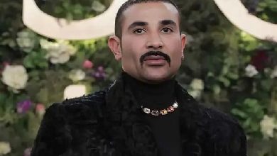 أحمد سعد عن ارتدائه الحلق: أعتذر عن أي شيء يرفضه الناس