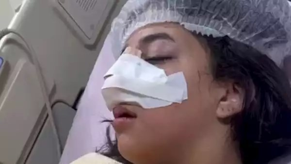 والدة الطالبة راوية تروي تفاصيل واقعة مدرسة التجمع: الفيديو دمّر نفسية بناتي واتفضحنا.. وكارما من بدأت الاعتداء