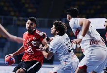 الأهلي يهزم الزمالك في قمة دوري المحترفين لكرة اليد