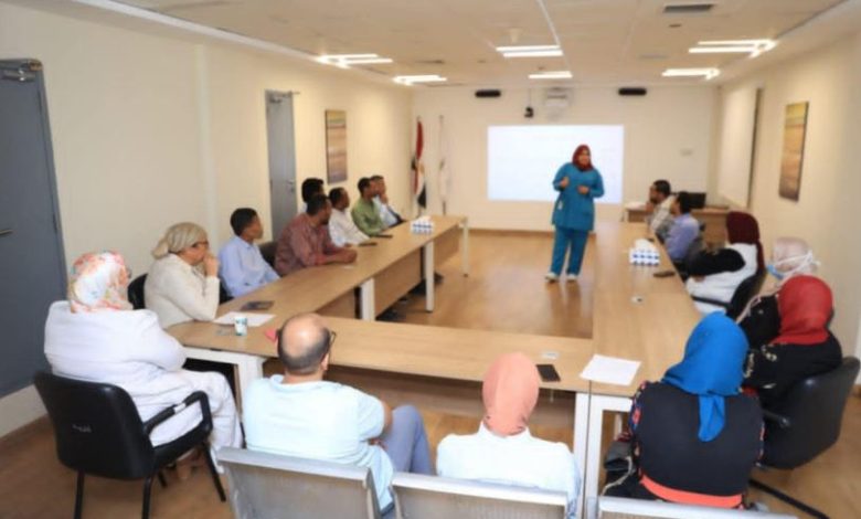 أورام الأقصر تنظم تدريبا حول التواصل الانفعالي لتحسين تجربة المرضى