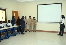 «الشرطة النسائية» يطلع على برامج أكاديمية قابوس