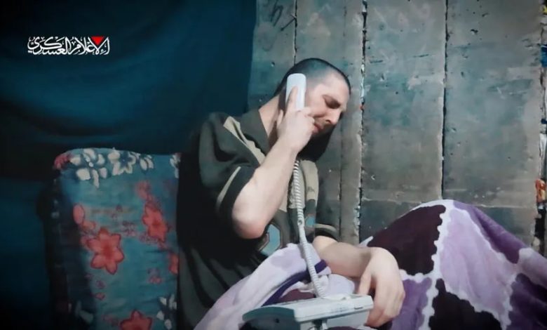 القسام تنشر رسالة أسير إسرائيلي لعائلته.. ناشد ترامب (شاهد)