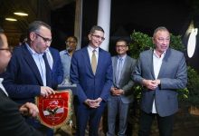 بحضور الخطيب.. وفد الأهلي يلبي دعوة السفارة المصرية قبل مواجهة صن داونز
