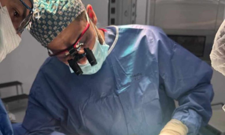 مستشفى أبوتشت تجري جراحة دقيقة لاستئصال كيس درقي لساني وغدد ليمفاوية لطفلة تبلغ ثلاث سنوات