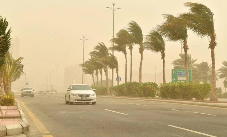 «الأرصاد»: رياح نشطة مثيرة للأتربة على محافظات مكة المكرمة - أخبار السعودية