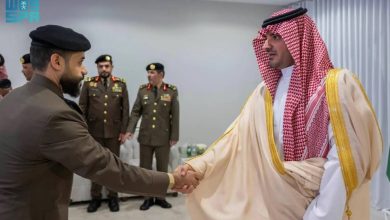 عبدالعزيز بن سعود يلتقي مدير عام مكافحة المخدرات في منطقة مكة المكرمة - أخبار السعودية