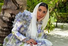 6 أفكار لتنسيق فساتين البحر مثل مدونات الموضة المحجبات