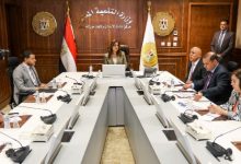 وزيرة التنمية المحلية تتابع مع المحافظات الموقف التنفيذي لمنظومات التصالح