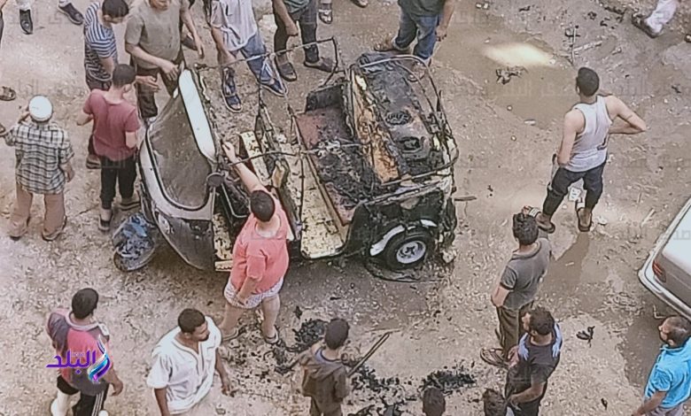 ماس كهربائي يشعل النيران في توكتوك بسوهاج