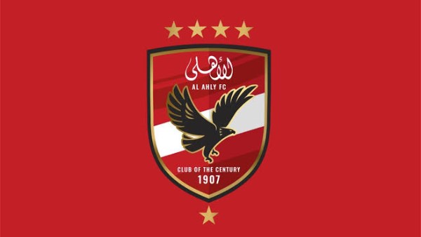 تريزيجيه سيتألق مع الأهلي.. وسيزاحم صلاح في منتخب مصر
