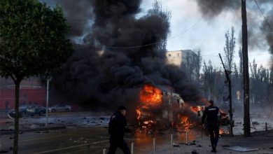 أوكرانيا .. هجوم جوي روسي على كييف يشعل الحرائق في عدد من الأحياء