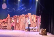The Dung.. عرض مسرحي يجسد مأساة الجندي المنهزم في مهرجان نوادي المسرح