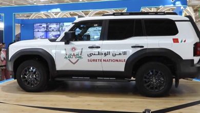 الشرطة بسيارة "أمان" الذكية
