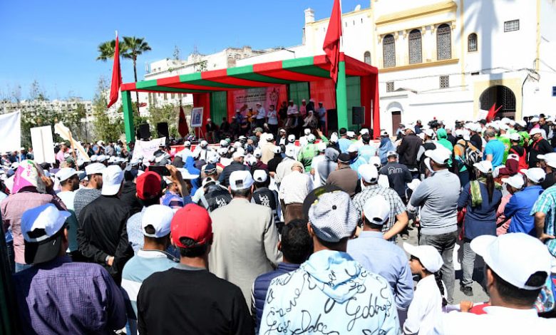 قيادات نقابية توافق على إخراج قانون لإنهاء سيطرة "الزعامات الخالدة"