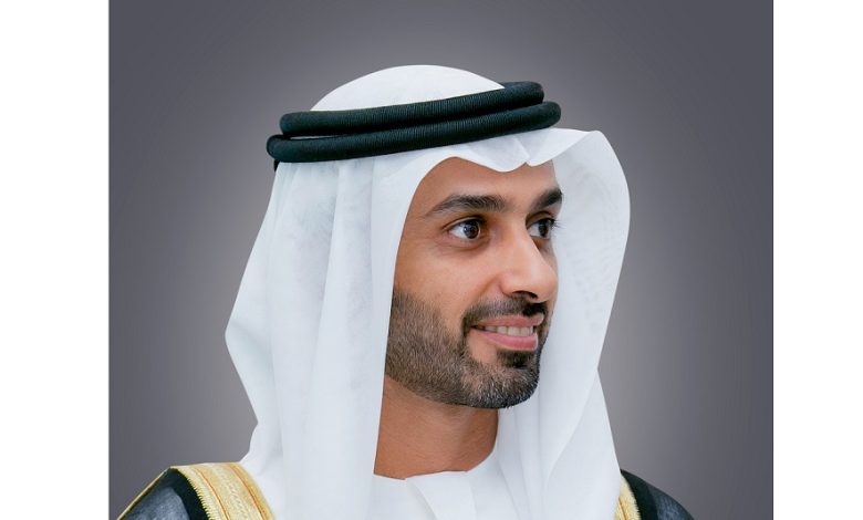 أحمد بن حميد يعتمد تعديلات اللائحة التنفيذية لقانون الموارد البشرية ونظام عمل اللجنة العليا للتظلمات