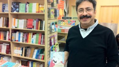 أسامة غريب يكتب: هوت دوج