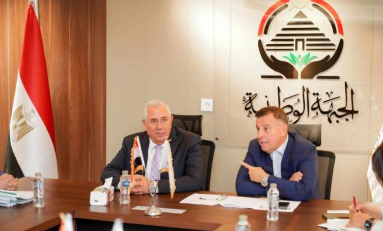 أمانة الصحة بالجبهة الوطنية تعقد أولى اجتماعاتها بحضور الأمين العام للحزب