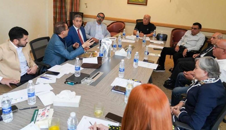 أمانة المشروعات الصغيرة بحزب الجبهة الوطنية تناقش خطتها لتحويل القرى إلى مجتمعات منتجة