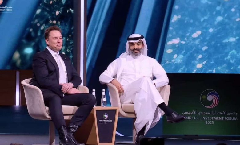 إيلون ماسك: السعودية تسمح باستخدام ستارلينك في قطاعي الطيران والملاحة البحرية