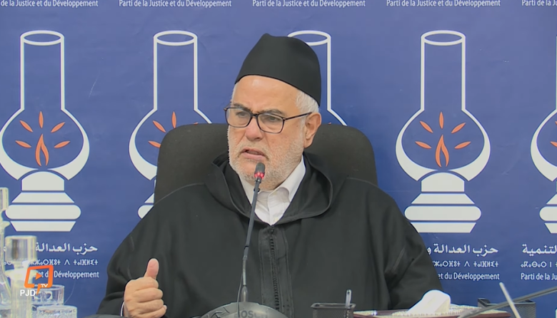 ابن كيران: أخنوش انتهى سياسيا لا تخافون منه… وغير مستبعد إسقاطه لملتمس الرقابة بالأموال