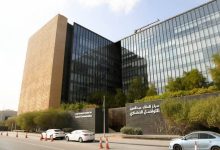 اثنينية التواصل الحضاري تستعرض أهمية تعزيز النزاهة ومكافحة الفساد لتقوية النسيج المجتمعي