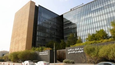 اثنينية التواصل الحضاري تستعرض أهمية تعزيز النزاهة ومكافحة الفساد لتقوية النسيج المجتمعي