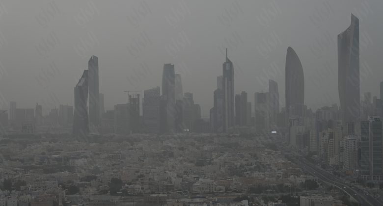 «الأرصاد»: عدم استقرار الطقس مستمر لغدٍ.. وفرص لأمطار متفرقة