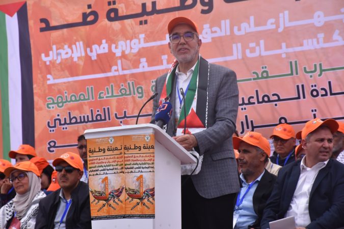 الاتحاد الوطني للشغل بالمغرب يحذر الحكومة من المس بحق الإضراب وأنظمة التقاعد