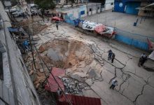 الاحتلال يمارس إخلاء قسريا وتدميرا ممنهجا للقطاع الصحي في غزة 