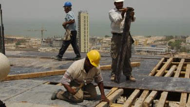 «القوى العاملة»: سريان «حظر العمل وقت الظهيرة» يونيو المقبل