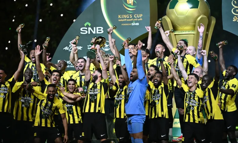 الكأس الملكية تتوج ثنائية الاتحاد التاريخية