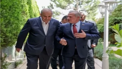 الملك يزور إياد علاوي في منزله معزيا بوفاة نجله...