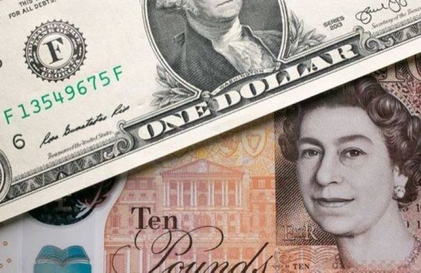 انخفاض الاسترليني مقابل الدولار...