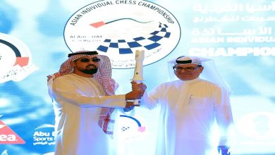 بالفيديو.. "أبوظبي للشطرنج" يتسلم الشعلة التذكارية من الاتحاد الدولي
