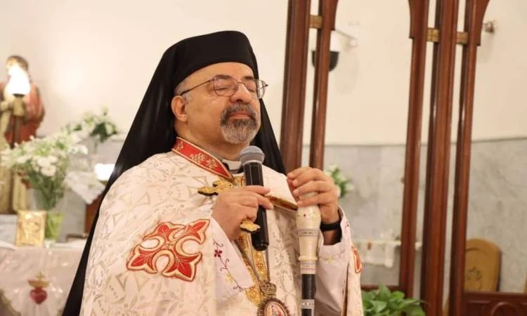 بطريرك الأقباط الكاثوليك يترأس قداس السيامة الكهنوتية للشماس مينا زكي